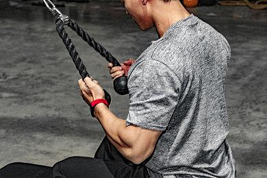 平台冒险游戏《Vesper》现已登陆Steam和GOG